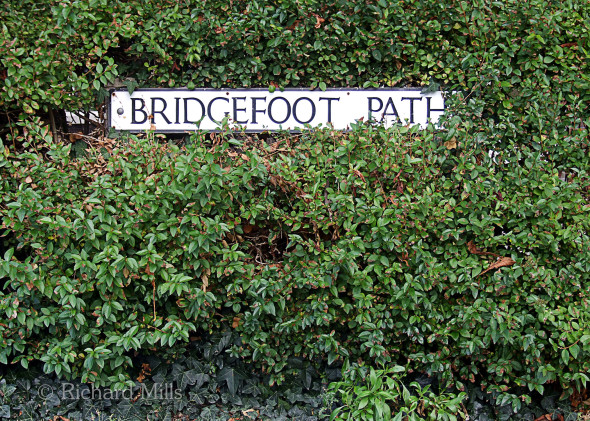 Bridgefoot-Path