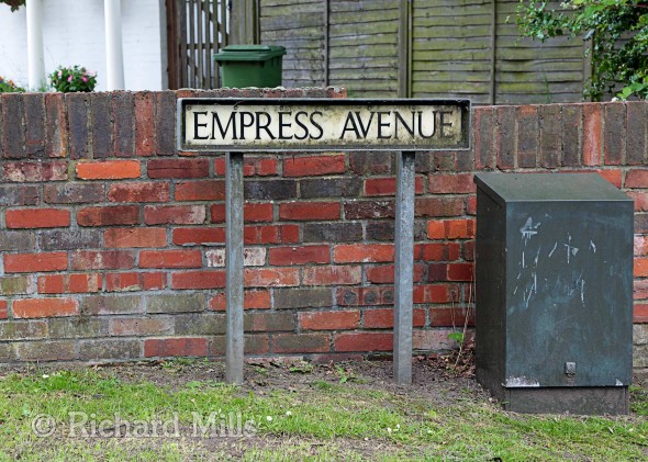 Empress-Avenue---Farnborough---June-2014-014-e-©