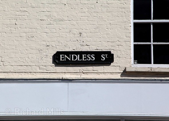 Endless-Street,-Salisbury-2015-020-e-©