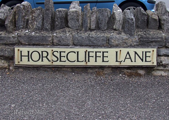 Horsecliffe-Lane