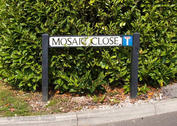 Mosaic-Close---Sarisbury---Sept-2011-04-e-©