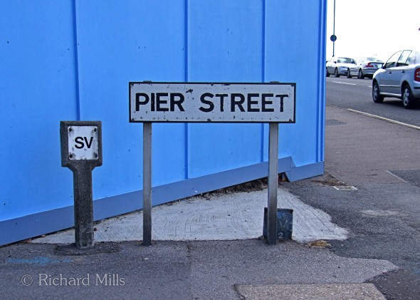 Pier-Street