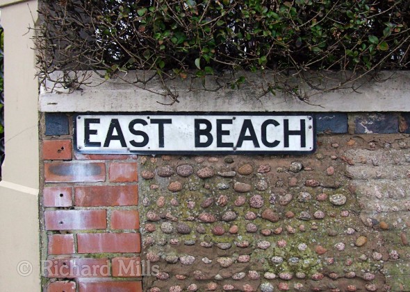 East-Beach-e-©